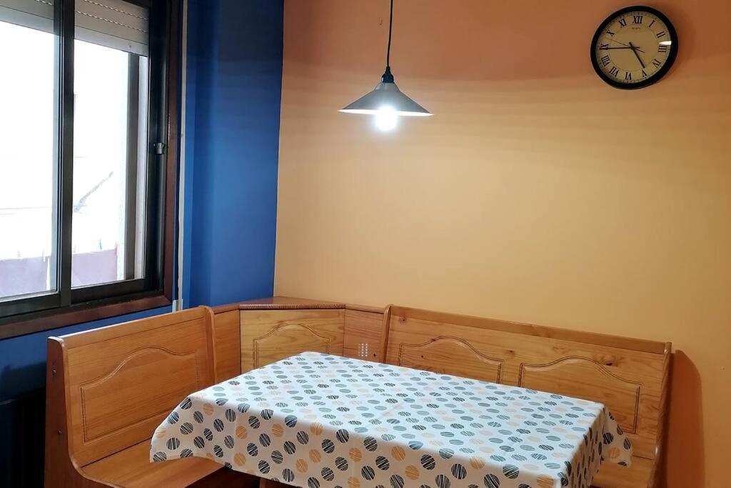 Apartamento para 6 personas en Barbastro Exterior foto