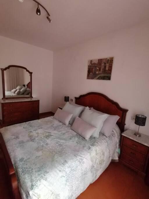 Apartamento para 6 personas en Barbastro Exterior foto